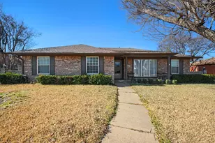 1319 Meadowcrest Dr, Mesquite, TX 75149 - Photo 1