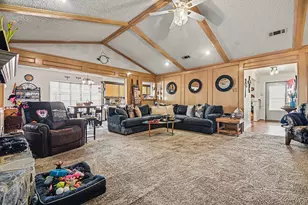 1319 Meadowcrest Dr, Mesquite, TX 75149 - Photo 4