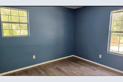 410 W 11th Street, Bonham, TX 75418 - Photo 6