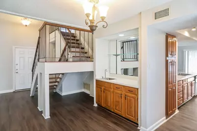 725 Holly Oak Drive, Lewisville, TX 75067 - Photo 6