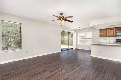 725 Holly Oak Drive, Lewisville, TX 75067 - Photo 12