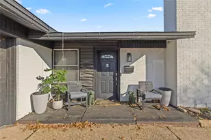 11506 Coral Hills Dr, Dallas, TX 75229 - Photo 2