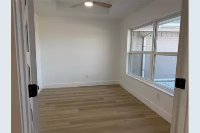 129 Oak Trail, Burleson, TX 76028 - Photo 4