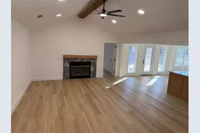 129 Oak Trail, Burleson, TX 76028 - Photo 8