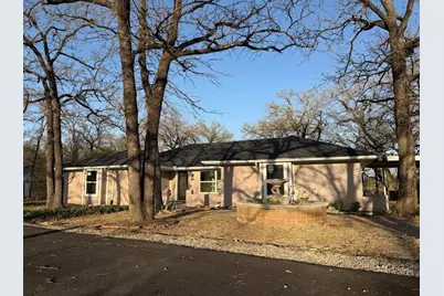 129 Oak Trail, Burleson, TX 76028 - Photo 1