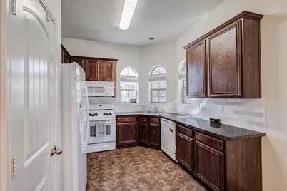 2805 Wicker Way, Denton, TX 76209 - Photo 10