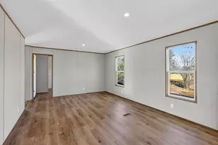 123 Kelly Ct, Azle, TX 76020 - Photo 12