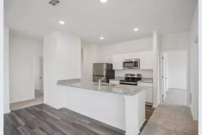 8340 Sniptoe Drive, Fort Worth, TX 76179 - Photo 6