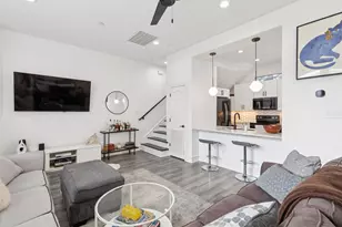 2100 N Fitzhugh Ave, Dallas, TX 75204 - Photo 8