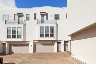 2100 N Fitzhugh Ave, Dallas, TX 75204 - Photo 2