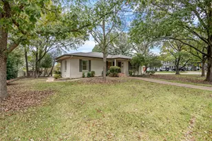 529 N Grand Ave, Waxahachie, TX 75165 - Photo 26