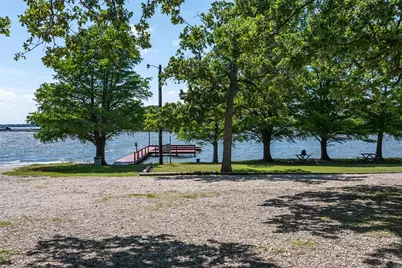 697 Enchanted Isles Drive, Mabank, TX 75156 - Photo 10