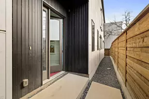 4402 Capitol Ave, Dallas, TX 75204 - Photo 6