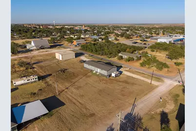 2032 Avenue L, Anson, TX 79501 - Photo 34
