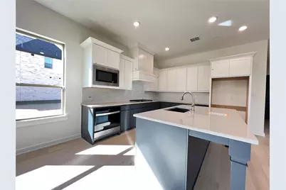 15625 Hawks Pass Road, Frisco, TX 75035 - Photo 10