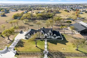 200 Corral Rd, Godley, TX 76044 - Photo 1