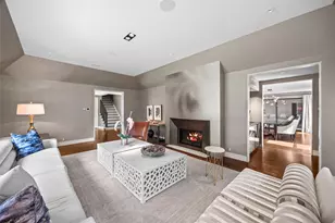 6027 Mimosa Ln, Dallas, TX 75230 - Photo 4