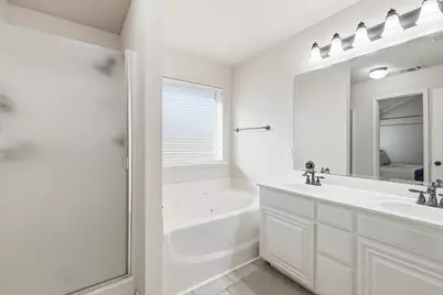 10705 Emerald Park Lane, Fort Worth, TX 76052 - Photo 18