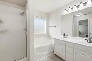 10705 Emerald Park Ln, Fort Worth, TX 76052 - Photo 18