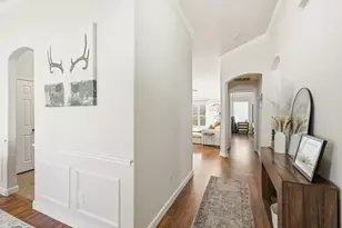 10705 Emerald Park Ln, Fort Worth, TX 76052 - Photo 6