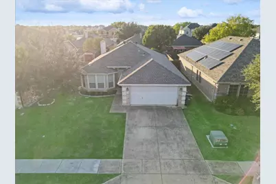 10705 Emerald Park Lane, Fort Worth, TX 76052 - Photo 30