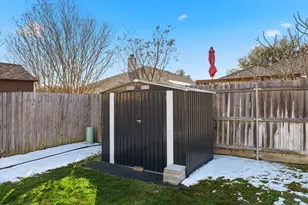 10705 Emerald Park Ln, Fort Worth, TX 76052 - Photo 26