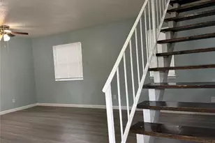 313 Rolston Rd, Irving, TX 75060 - Photo 2