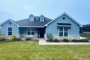 1535 Bent Creek Dr, Cleburne, TX 76033 - Photo 1