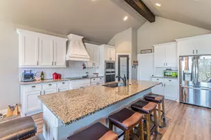 1535 Bent Creek Dr, Cleburne, TX 76033 - Photo 6