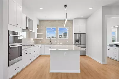 900 W Vickery Boulevard, Fort Worth, TX 76104 - Photo 2