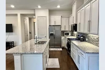 4408 Meadow Hawk Drive, Arlington, TX 76005 - Photo 8