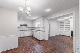 5209 Smokerise Ct, Arlington, TX 76016 - Photo 8