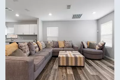 2819 Alabama Avenue, Dallas, TX 75216 - Photo 2