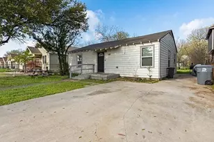 2819 Alabama Ave, Dallas, TX 75216 - Photo 8