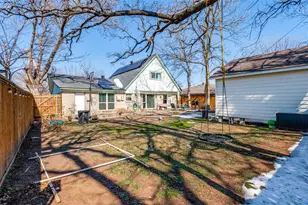 2214 W 11th St, Irving, TX 75060 - Photo 12