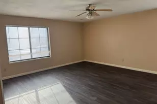 4717 Redwood Dr, Garland, TX 75043 - Photo 4