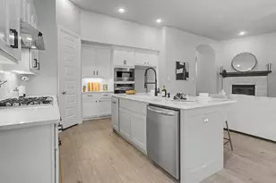 1101 Claiborne Dr, Aubrey, TX 76227 - Photo 12