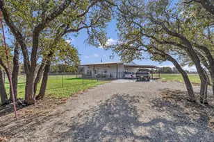 8489 Three Creek Ct, Granbury, TX 76049 - Photo 38