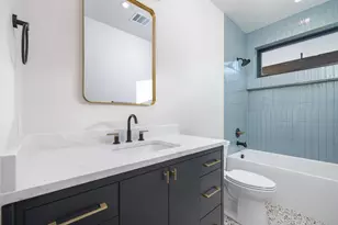 3950 Rochelle Dr, Dallas, TX 75220 - Photo 38