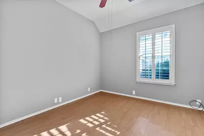 4425 Forsyth Lane, Grand Prairie, TX 75052 - Photo 8