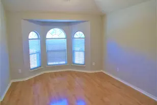 914 Heritage Pkwy S, Allen, TX 75002 - Photo 6