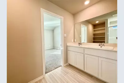 8437 Hollymead Lane, Fort Worth, TX 76131 - Photo 14