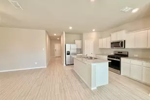 8437 Hollymead Ln, Fort Worth, TX 76131 - Photo 6