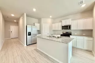 8437 Hollymead Ln, Fort Worth, TX 76131 - Photo 8