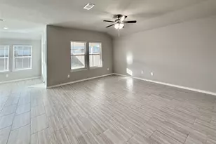 8437 Hollymead Ln, Fort Worth, TX 76131 - Photo 2