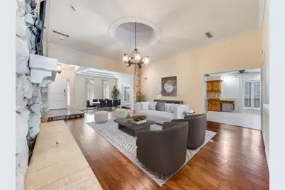 9141 Loma Vista Drive, Dallas, TX 75243 - Photo 2