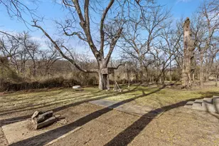 1206 Hillside Dr, Grand Prairie, TX 75051 - Photo 28