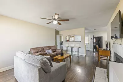 1206 Hillside Drive, Grand Prairie, TX 75051 - Photo 6