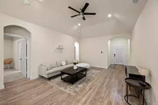 2815 E Overton Rd, Dallas, TX 75216 - Photo 10