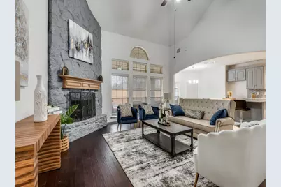 4719 Barn Owl Trail, Grand Prairie, TX 75052 - Photo 6